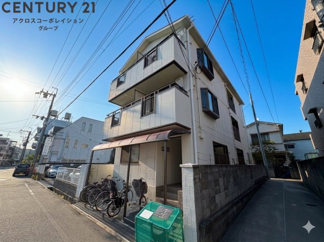 建物外観　モニター付きインターホンで安心♪