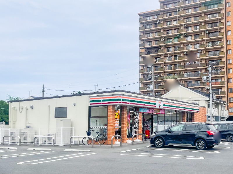 コンビニ　セブン-イレブン玉村上之手店（コンビニ）まで521m