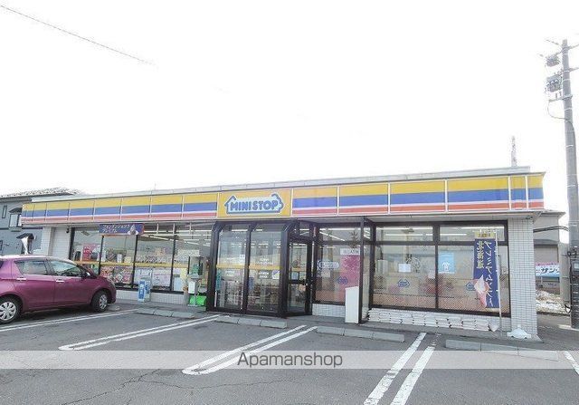 コンビニ　ミニストップ（コンビニ）まで350m
