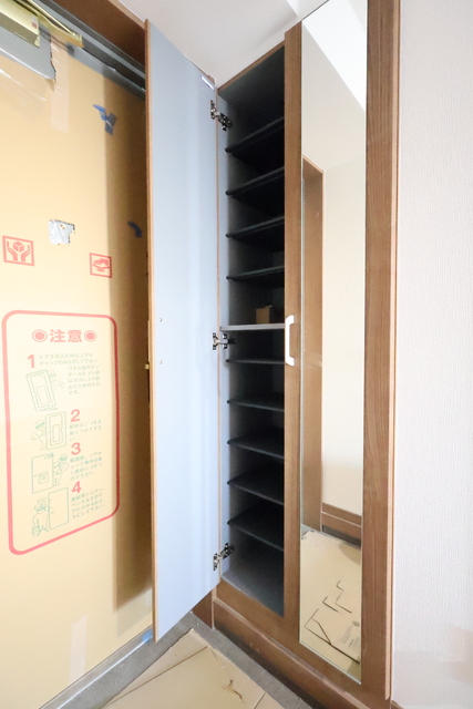 収納　建築中です
