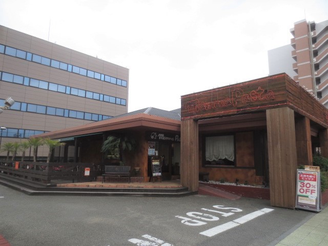 飲食店　マンマパスタ 本厚木店（飲食店）まで496m