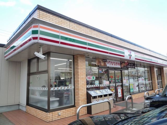 コンビニ　セブンイレブン上越新光町店（コンビニ）まで500m