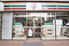 コンビニ　セブンイレブン Iing電波学園店（コンビニ）まで59m