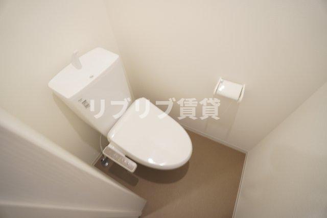 ＪＲ内房線 浜野駅 徒歩8分 3階建 築1年のトイレ写真