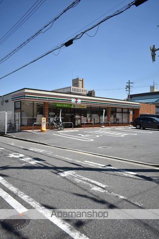 コンビニ　セブンイレブン（コンビニ）まで504m