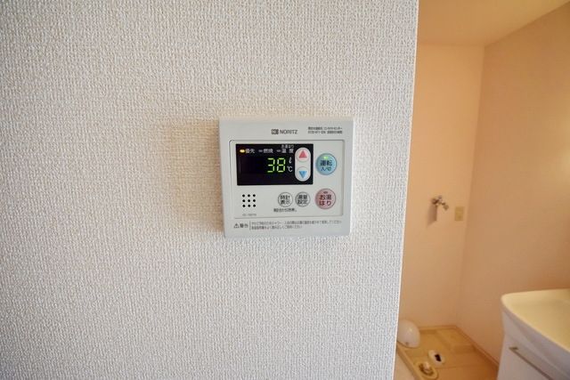その他　★給湯器のリモコンです★
