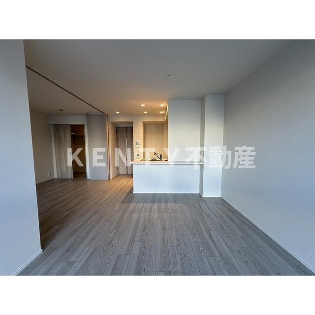 居室・リビング　こちらのリビングで趣味の時間をお楽しみください