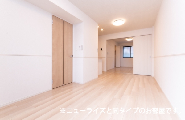 居室・リビング　※参考写真　同建築メーカー施工の同間取完成他物件のものです。