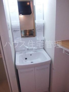 洗面設備　洗髪洗面化粧台