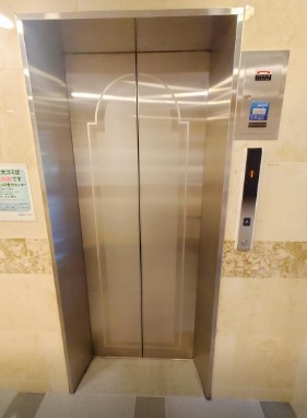 ロビー