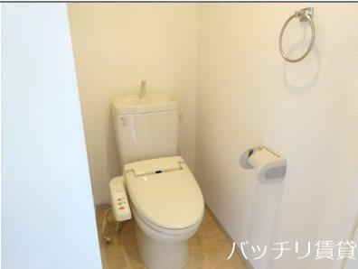 トイレ　画像は別号室イメージの為、現況を優先いたします。