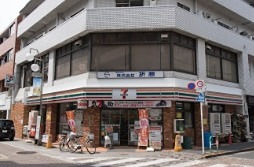 コンビニ　セブンイレブン 池袋北口平和通り店（コンビニ）まで63m