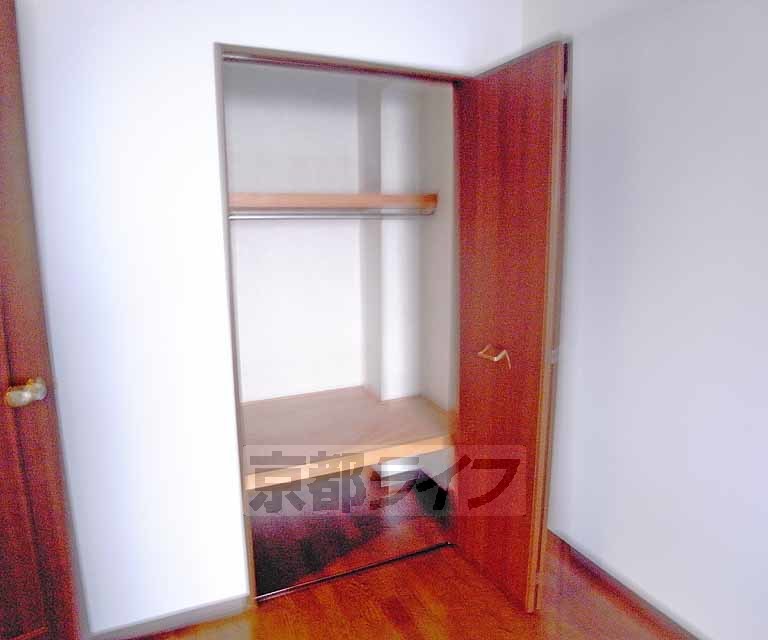 収納　沢山入りそうな押入れですね。