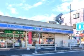 コンビニ　ローソン 横浜釜利谷東五丁目店（コンビニ）まで762m
