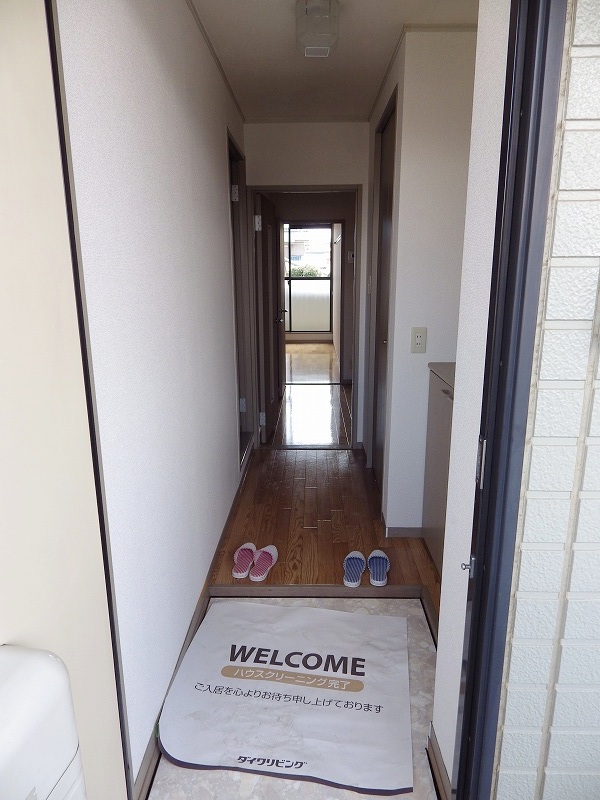 玄関　※他号室参考写真※