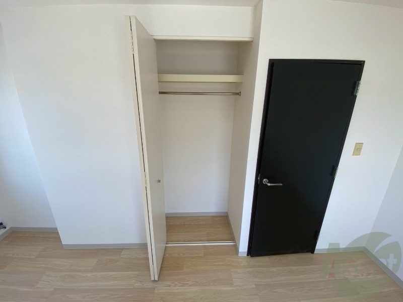 収納　収納もバッチリあるのでお部屋が片付きますよ！