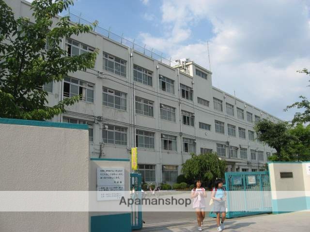 小学校　高槻市立桜台小学校（小学校）まで619m