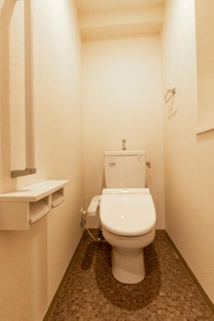 トイレ　ゆったりとした空間のトイレです