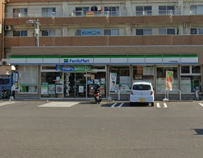 コンビニ　ファミリーマート 名古屋港南陽店（コンビニ）まで219m