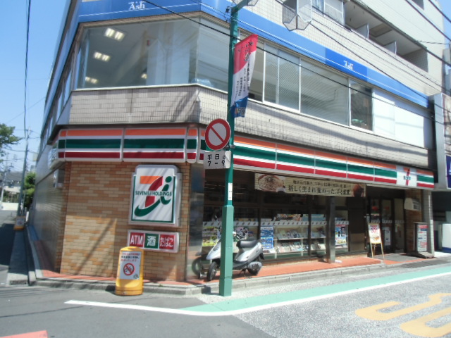 コンビニ　セブンイレブン 横浜日吉普通部通り店（コンビニ）まで99m
