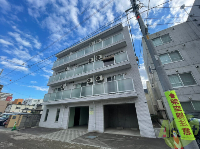 建物外観　札幌市中央区南４条西「ピクシーガーデン医大前」