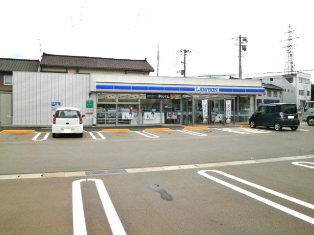 コンビニ　ローソン見附学校町店（コンビニ）まで1368m
