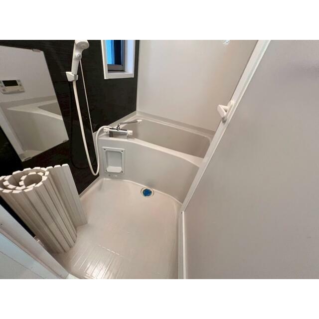 バス・シャワールーム　別部屋参考写真