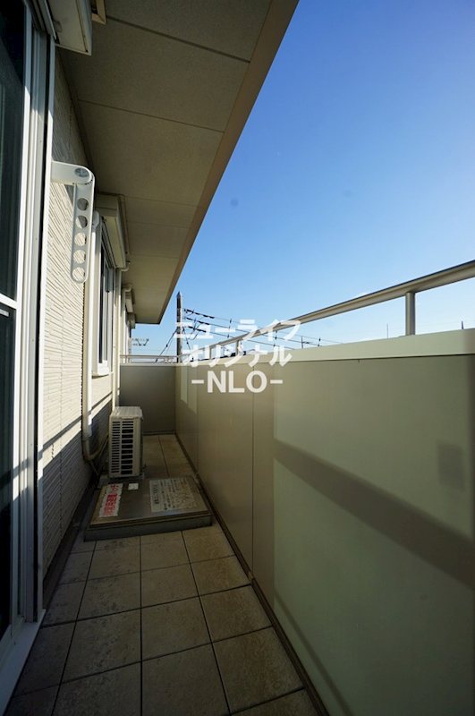 バルコニー　南側　居室2部屋にまたがるワイドバルコニー☆