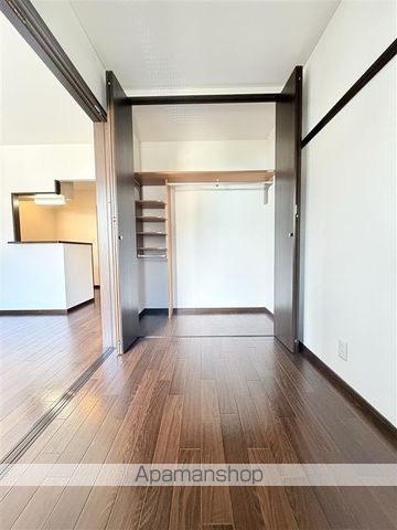 Kinzy Court IIの内装写真