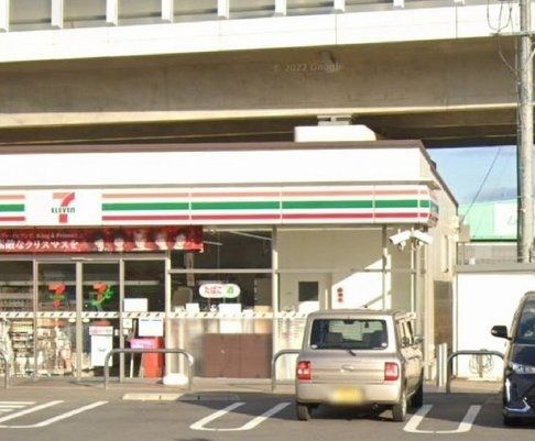 コンビニ　セブンイレブン東境店（コンビニ）まで1100m
