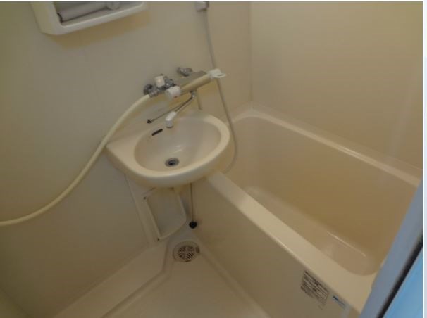 バス・シャワールーム　別部屋参考写真