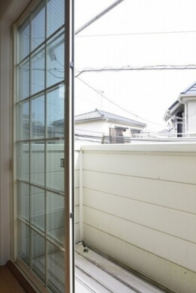 みなとみらい線 元町・中華街駅 徒歩20分 2階建 築14年の内装写真