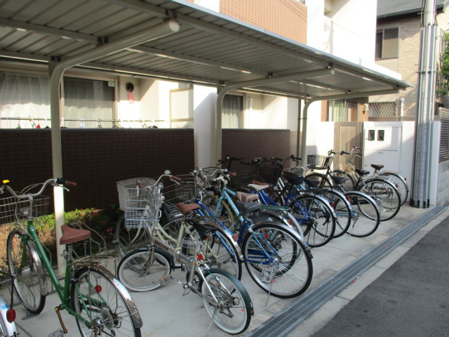 その他共有部分　敷地内自転車置き場です