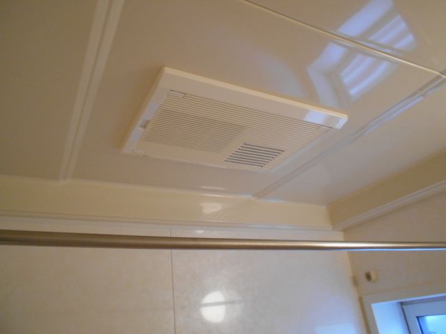 その他設備　浴室乾燥機