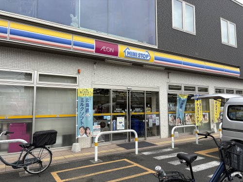 コンビニ　ミニストップ 中原下新城３丁目店（コンビニ）まで388m
