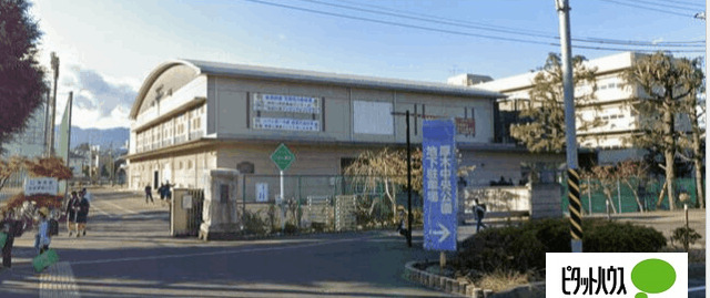 中学校　厚木市立厚木中学校（中学校）まで486m