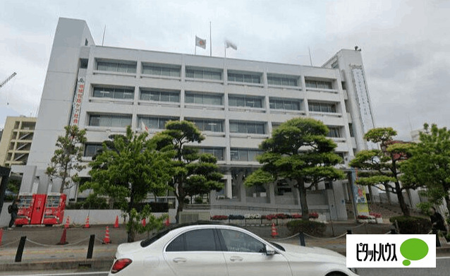 役所　厚木市役所（役所）まで612m