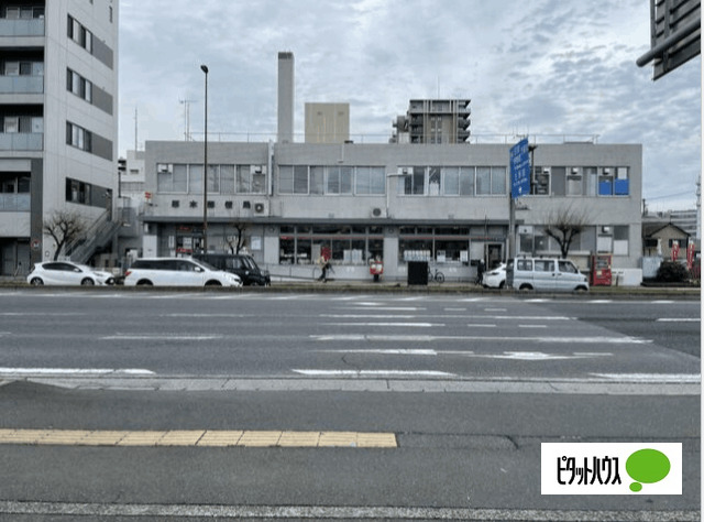 郵便局　厚木郵便局（郵便局）まで739m