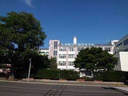高校・高専　私立札幌龍谷学園高校（高校・高専）まで981m