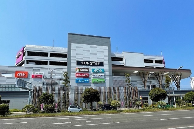 ショッピングセンター　イオンスタイル仙台卸町（ショッピングセンター）まで1400m