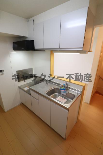 キッチン　収納豊富なキッチン