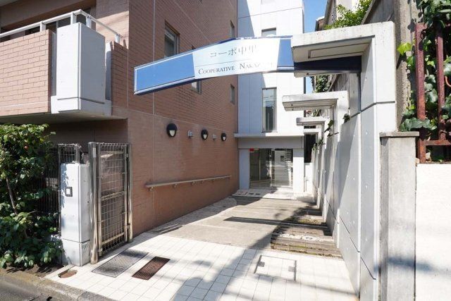 エントランス　毎日通るエントランス♪