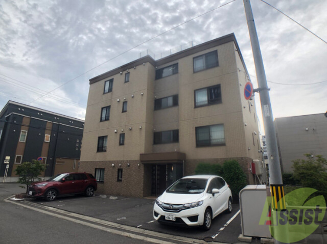 建物外観　札幌市北区麻生町「ラーチ麻生」