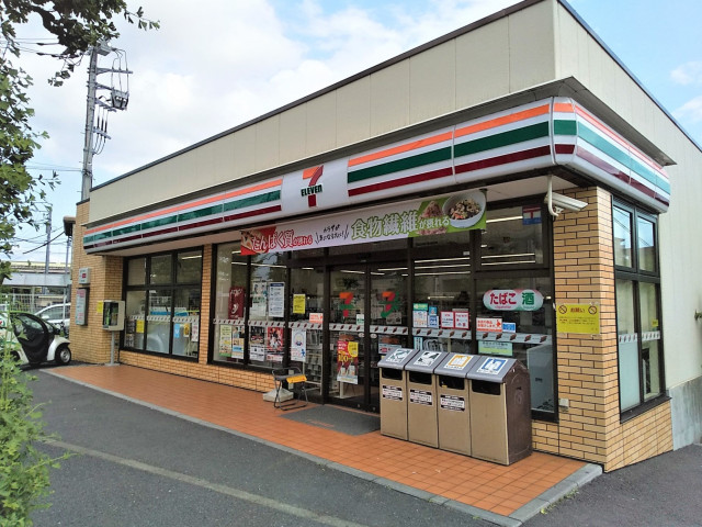 コンビニ　セブンイレブン足立西綾瀬３丁目店（コンビニ）まで130m