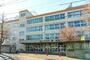 小学校　札幌市立南白石小学校（小学校）まで989m