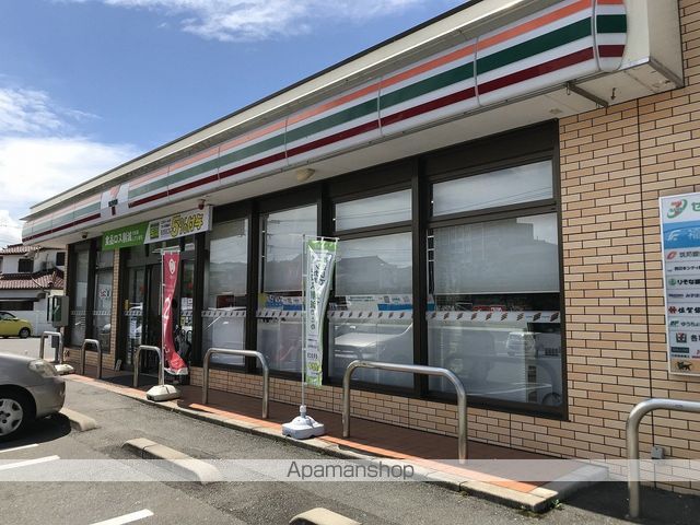 コンビニ　セブン－イレブン大牟田歴木店（コンビニ）まで592m