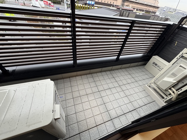 バルコニー　３０１号室参照