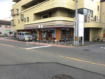 コンビニ　セブンイレブン戸田新曽南店（コンビニ）まで200m