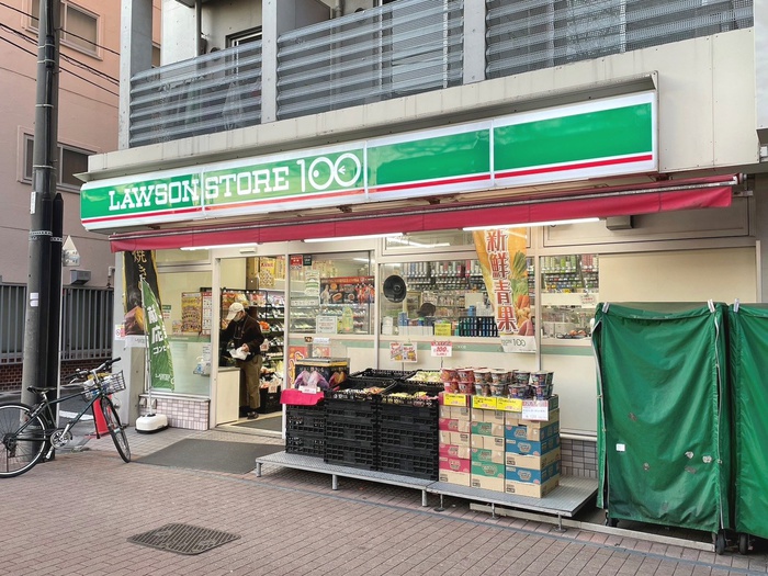 コンビニ　ローソンストア100 LS練馬桜台店（コンビニ）まで223m