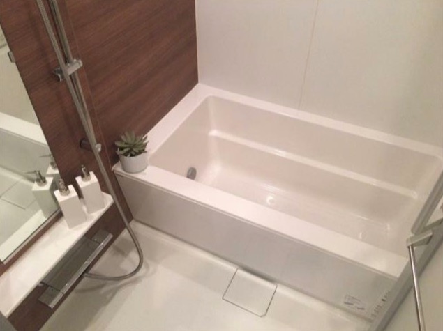 バス・シャワールーム　別部屋参考写真